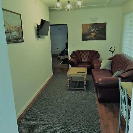 Dorsi Apartment Белград Екстериор снимка